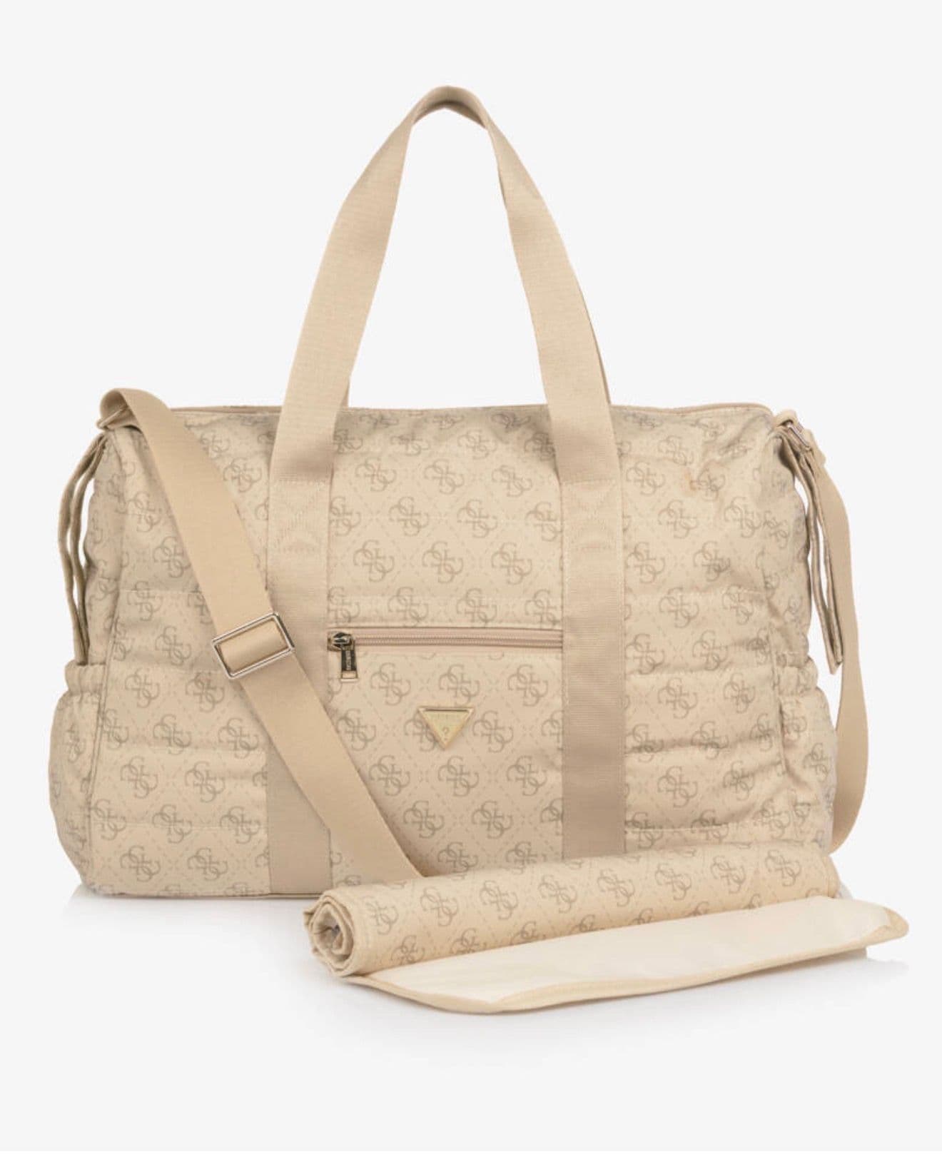 شنطة حفاضات مبطنة guess