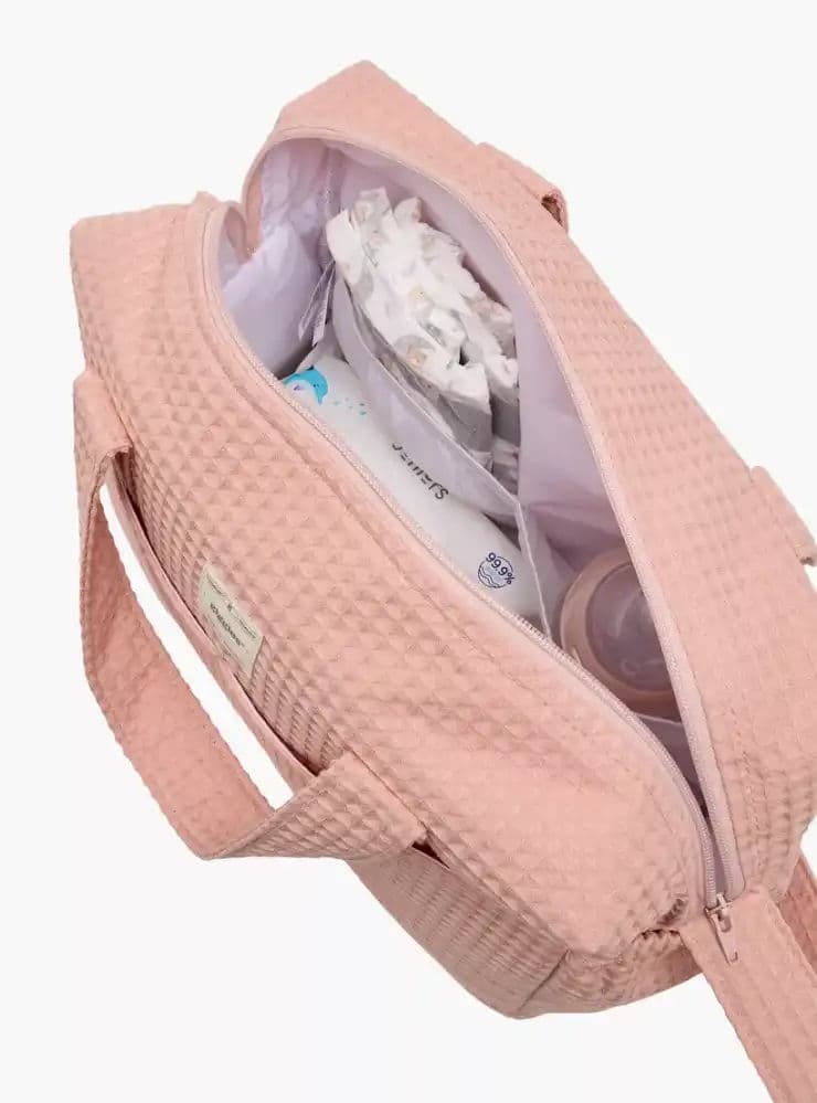 شنطة حفاضات بيكيه بارزة الملمس بسحاب إغلاق