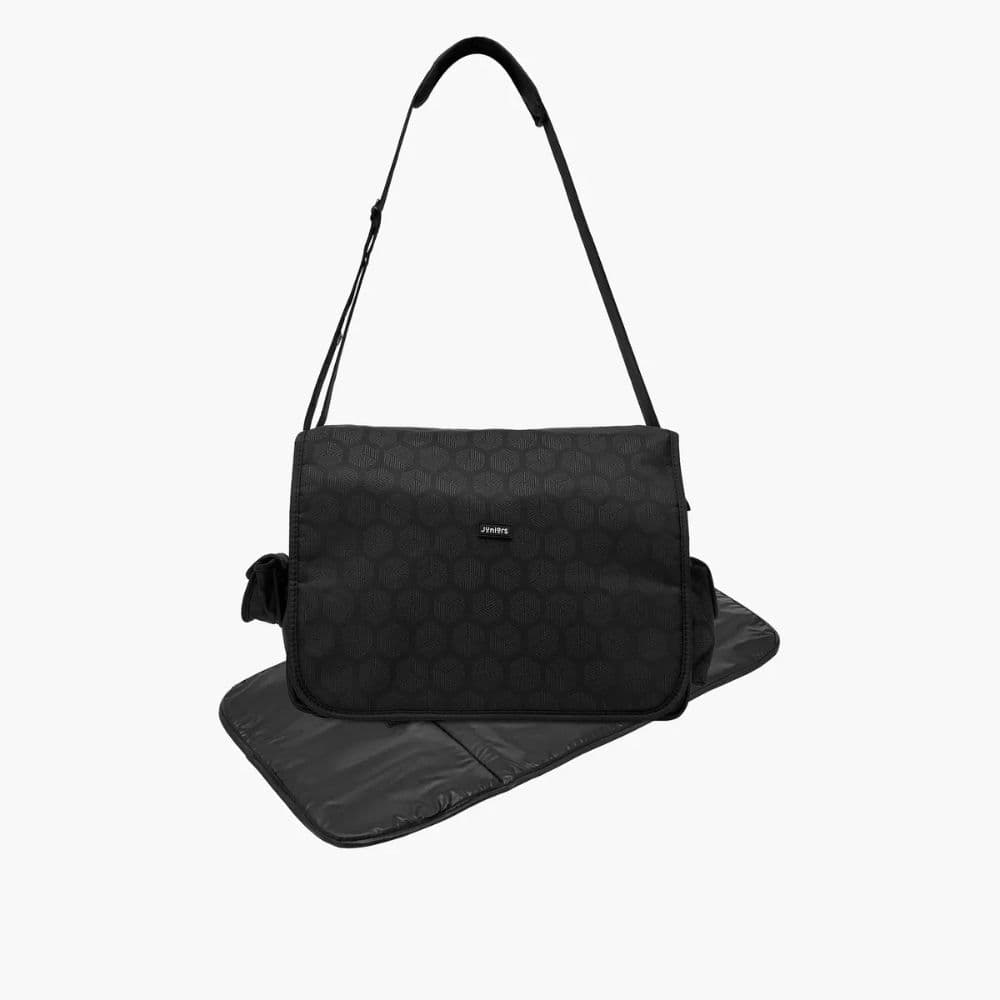 شنطة حفاضات بطبعات مع حزام قابل للتعديل