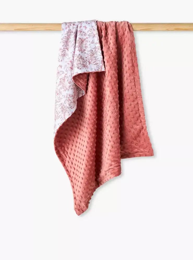 بطانية راشيل بارزة الملمس بطبقتبن من جيجلز