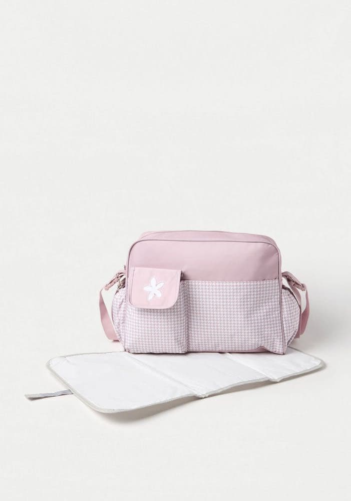 شنطة حفاضات مربعات بسحّاب إغلاق وحزام قابل للتعديل