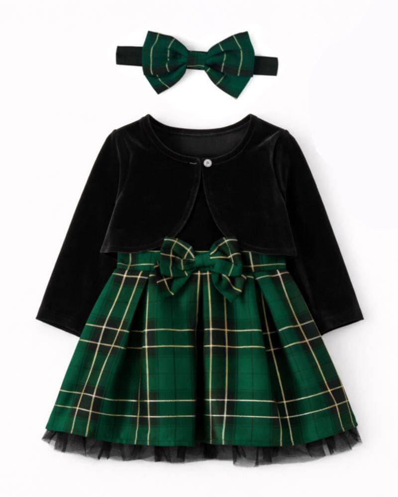  فستان اخضر  مع اكسسوار للشعر وكاردقان مخمل